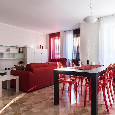 La Casa Di Cri Sul Naviglio Appartement Milaan Buitenkant foto